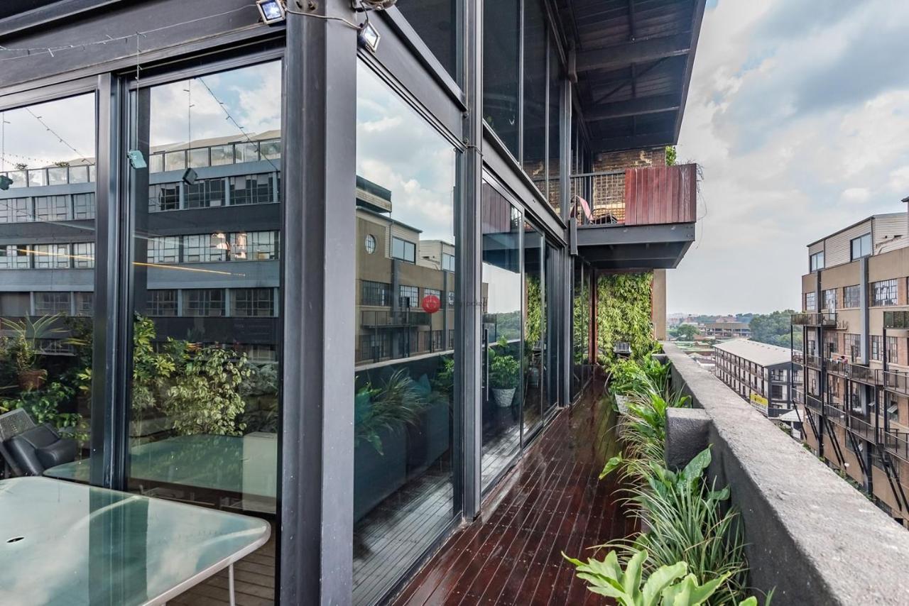 12 Decades Art Hotel โจฮันเนสเบิร์ก ภายนอก รูปภาพ
